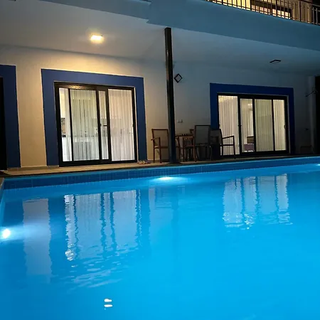别墅 Adrasandaki Keyifli Tatil Villaniz *